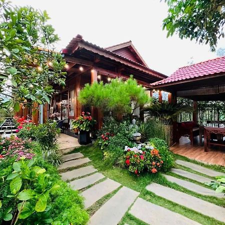 Vuon Tra Homestay Mang Den Kon Von Kla Экстерьер фото